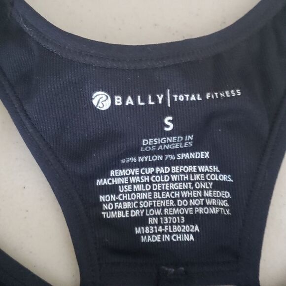 SMALL NEW BALLY TOTAL FITNESS - Picture 2 of 4